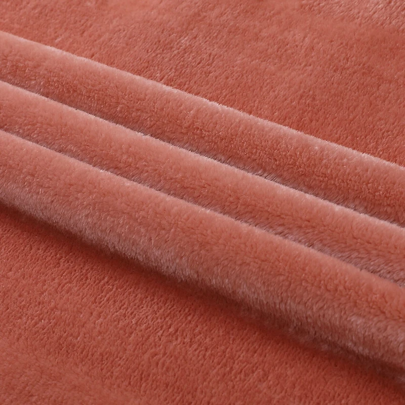 Ellora Plush Heavyweight Throw