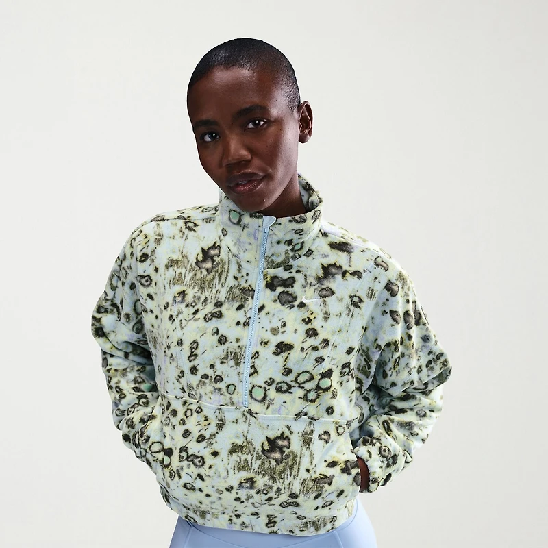 Nike Womens Mock Neck Long Sleeve Active Quarter-Zip Pullover