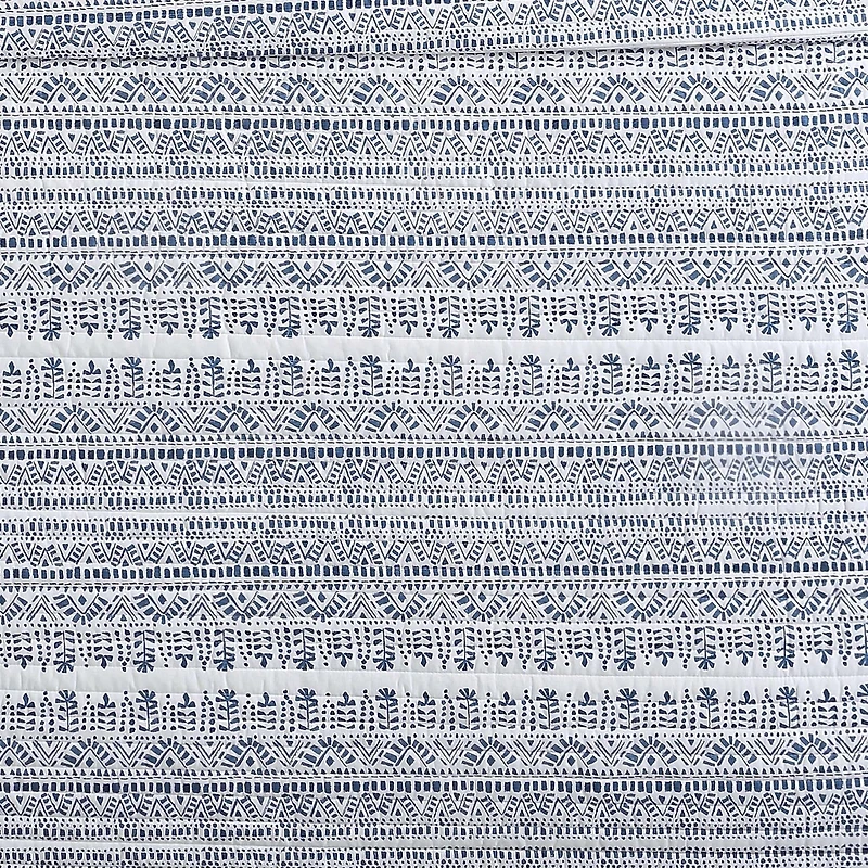Oceanfront Resort Reef Quilt Set