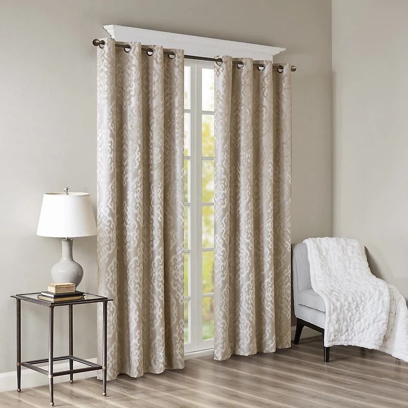 Madison Park Elysia Knitted Jacquard Damask Grommet Top Energy Saving 100% Blackout Single Curtain Panel