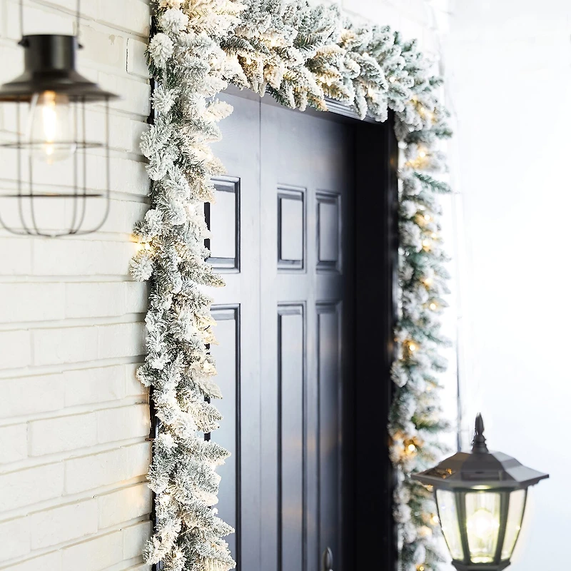 Glitzhome 2pk Pre-Lit Christmas Indoor Garland