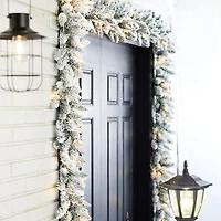 Glitzhome 2pk Pre-Lit Christmas Indoor Garland