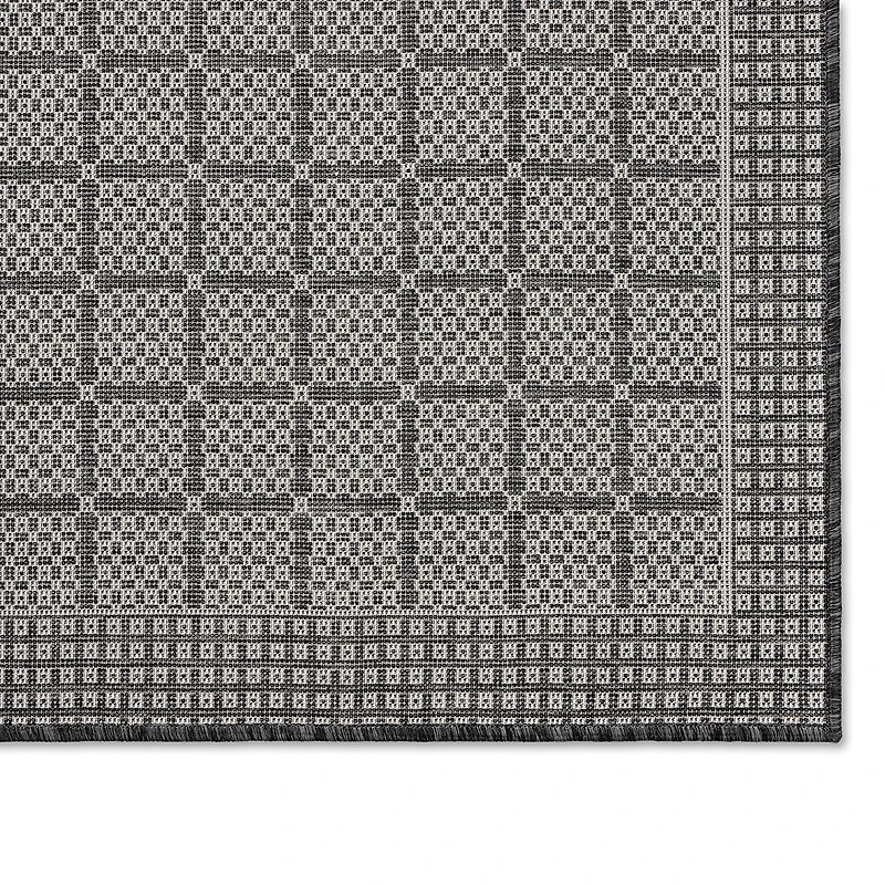 Nicole Miller Country Luna Geometric Outdoor Rectangular Area Rug