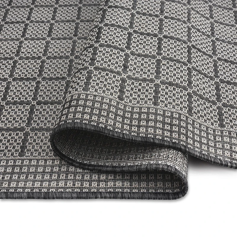 Nicole Miller Country Luna Geometric Outdoor Rectangular Area Rug