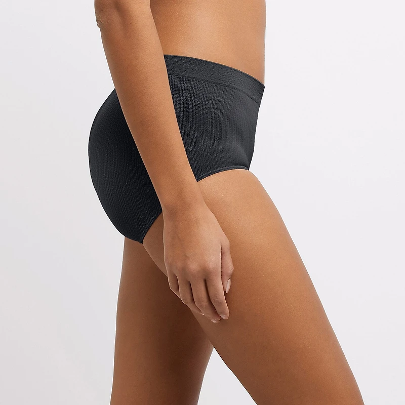 Bali® One Smooth U All Over Smoothing Brief Panties DF2361