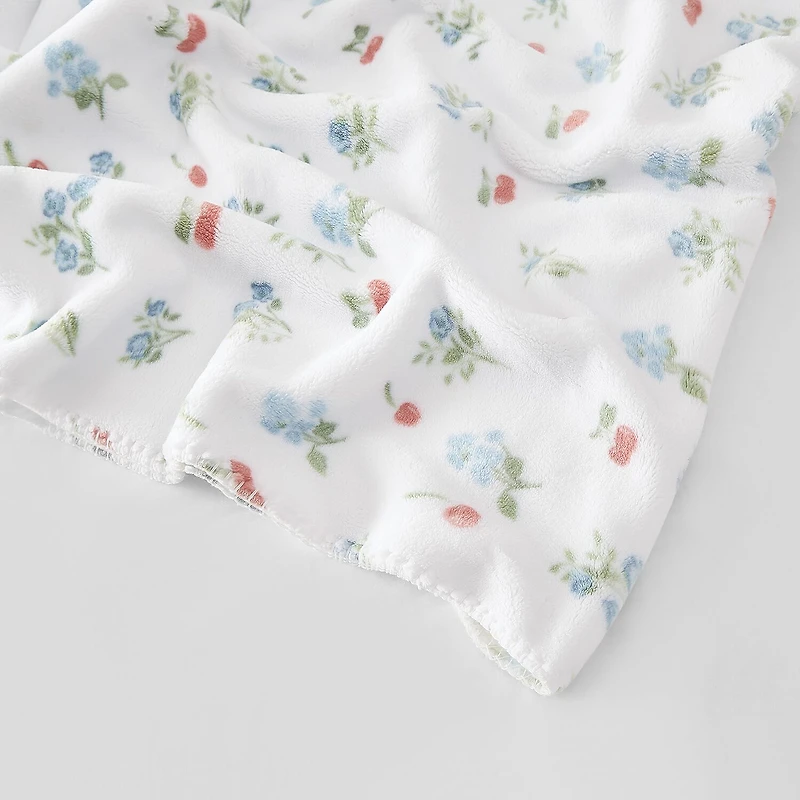 The Farmhouse By Rachel Ashwell Ashwell Cherry Hill Throw Throw