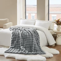 Brooklyn Loom Bubble Faux Fur Throw