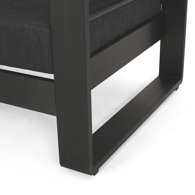 Giovanna Loveseat