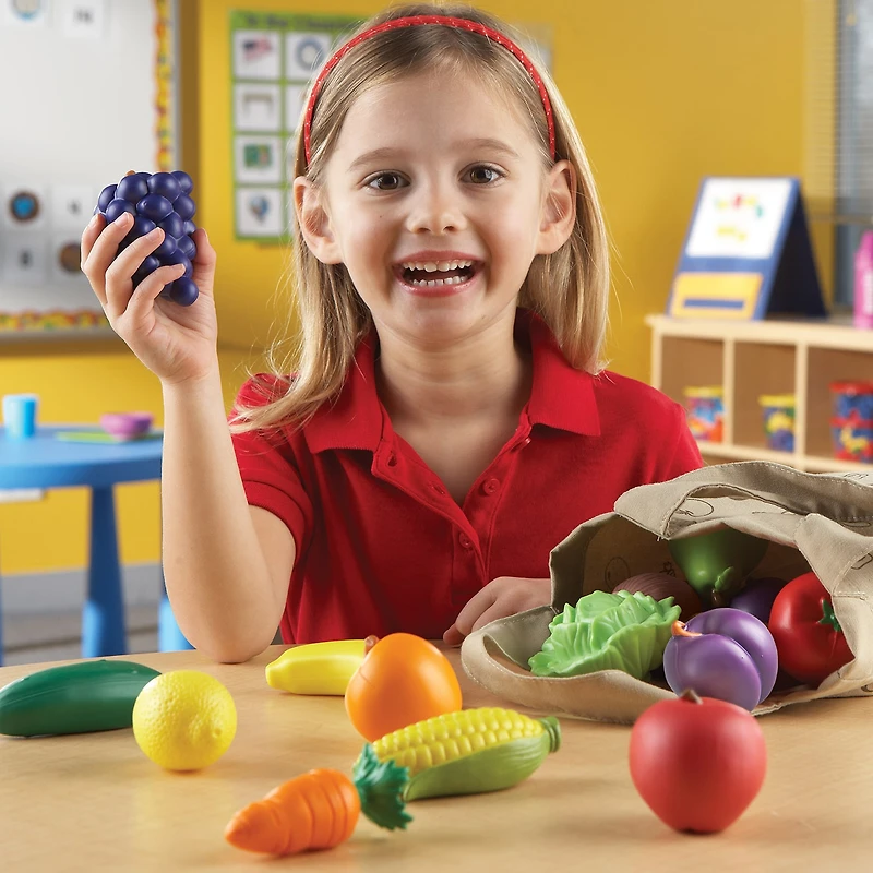 Learning Resources New Sprouts® Fresh Picked Fruit & Veggie Tote
