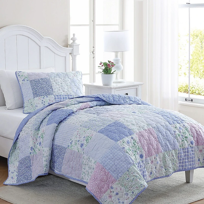Laura Ashley Parker Patchwork Quilt Set