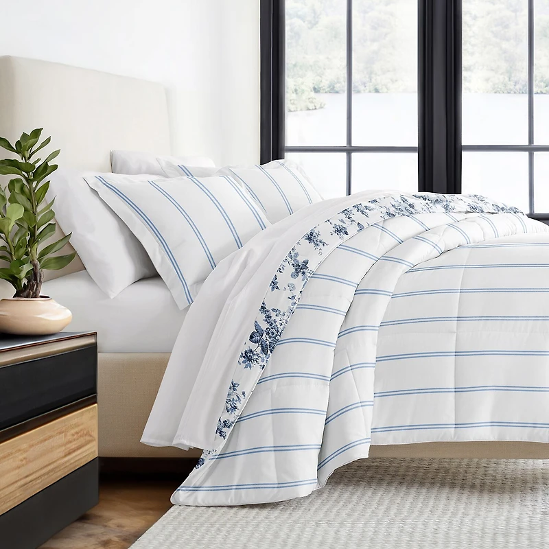 Casual Comfort Cabbage Rose Midweight Down Alternative Comforter Set