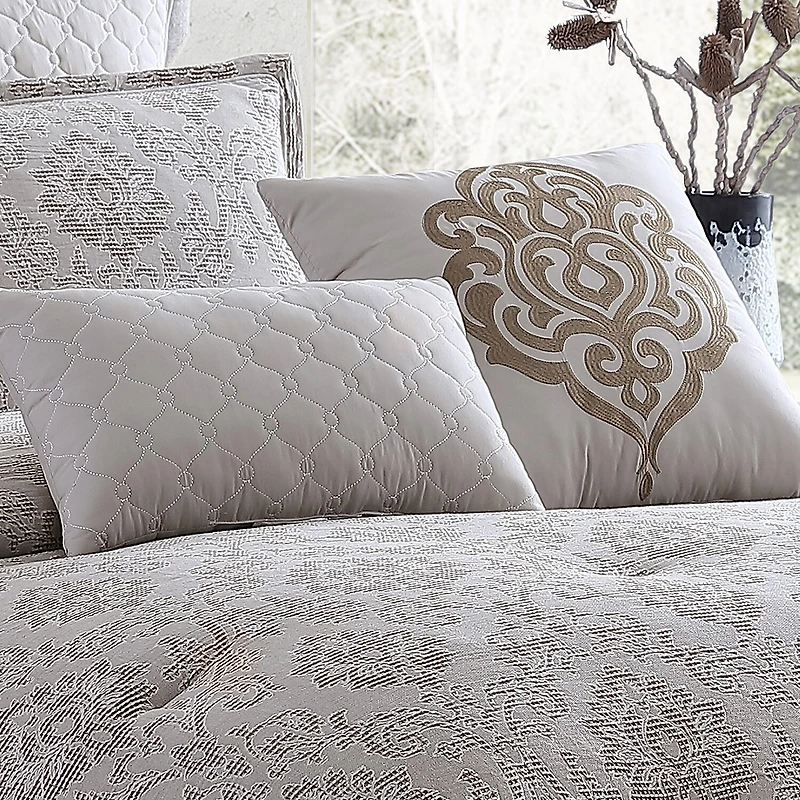 Riverbrook Home Kenetic Midweight Comforter Set