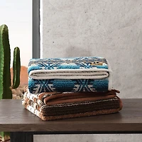 Wrangler Coyote Sands 50x60 Washable Throw