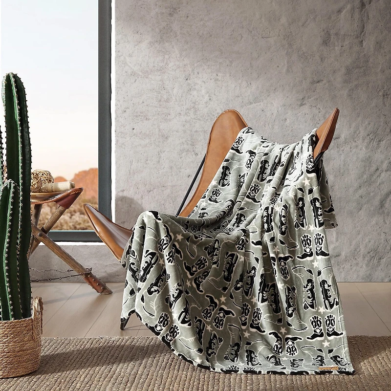 Wrangler Knockin' Boots 50x60 Washable Throw