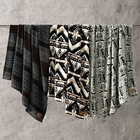 Wrangler Knockin' Boots 50x60 Washable Throw