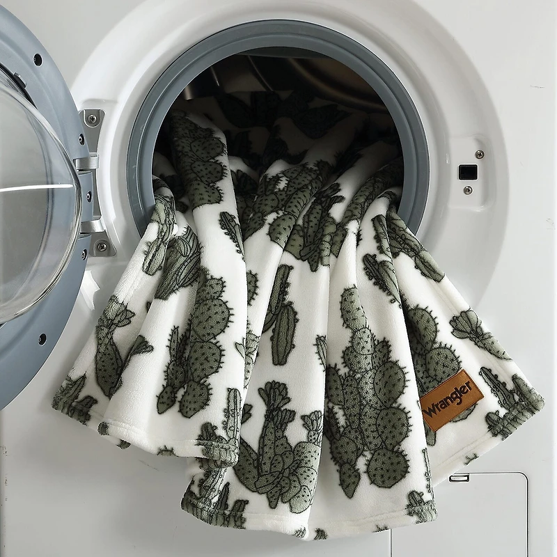 Wrangler Cactus Garden Washable Throw