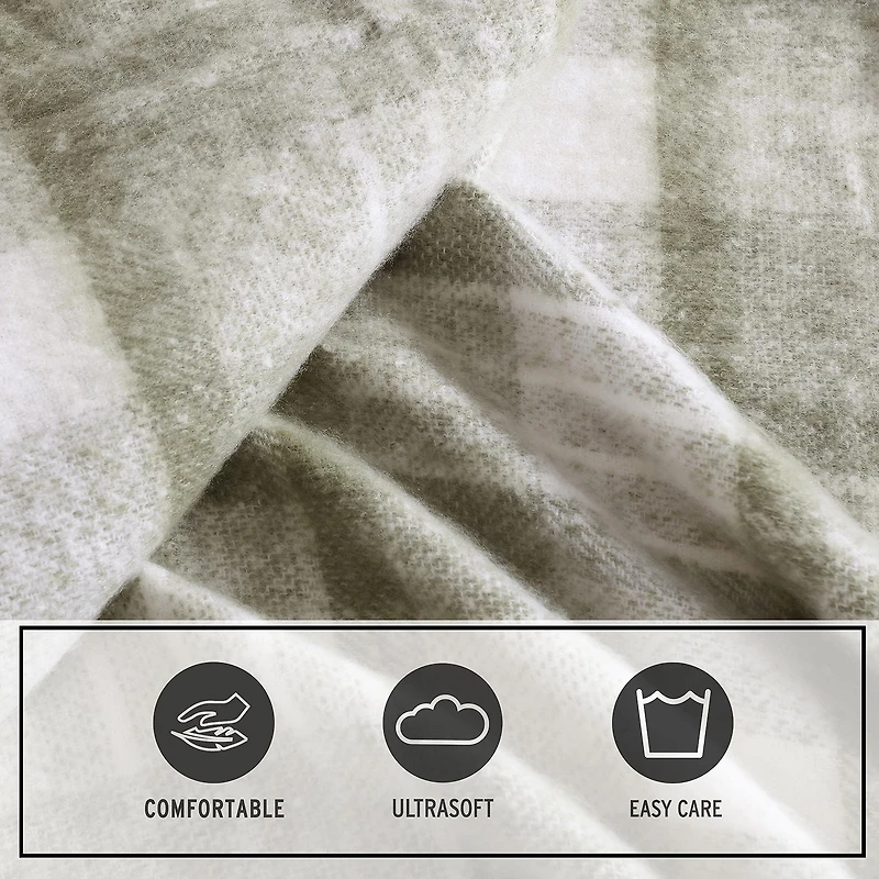 Eddie Bauer Hearthstone Plaid Washable Throw
