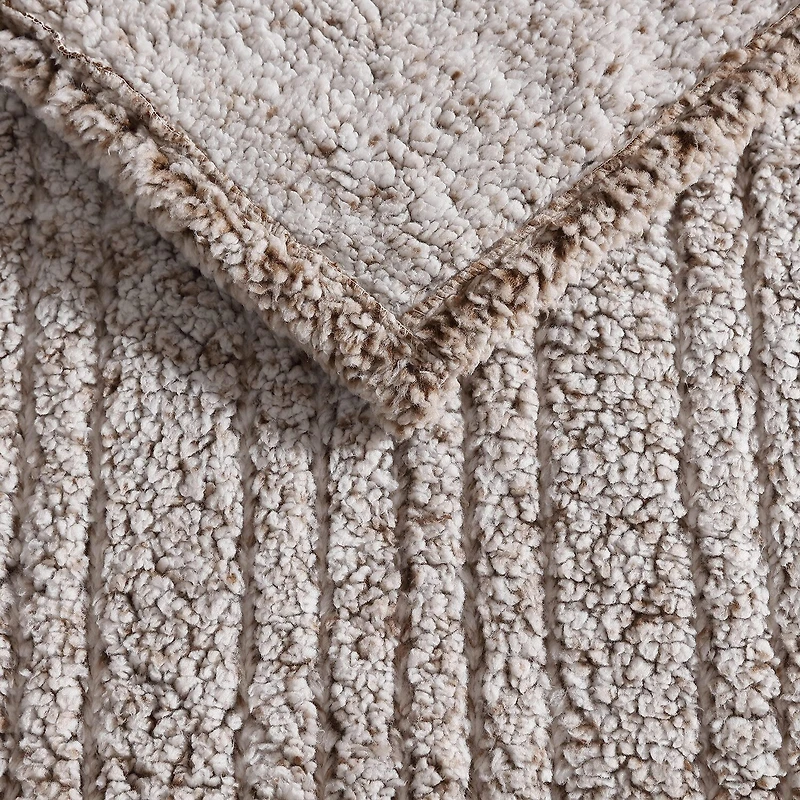 Eddie Bauer Lookout Mountain Washable Throw