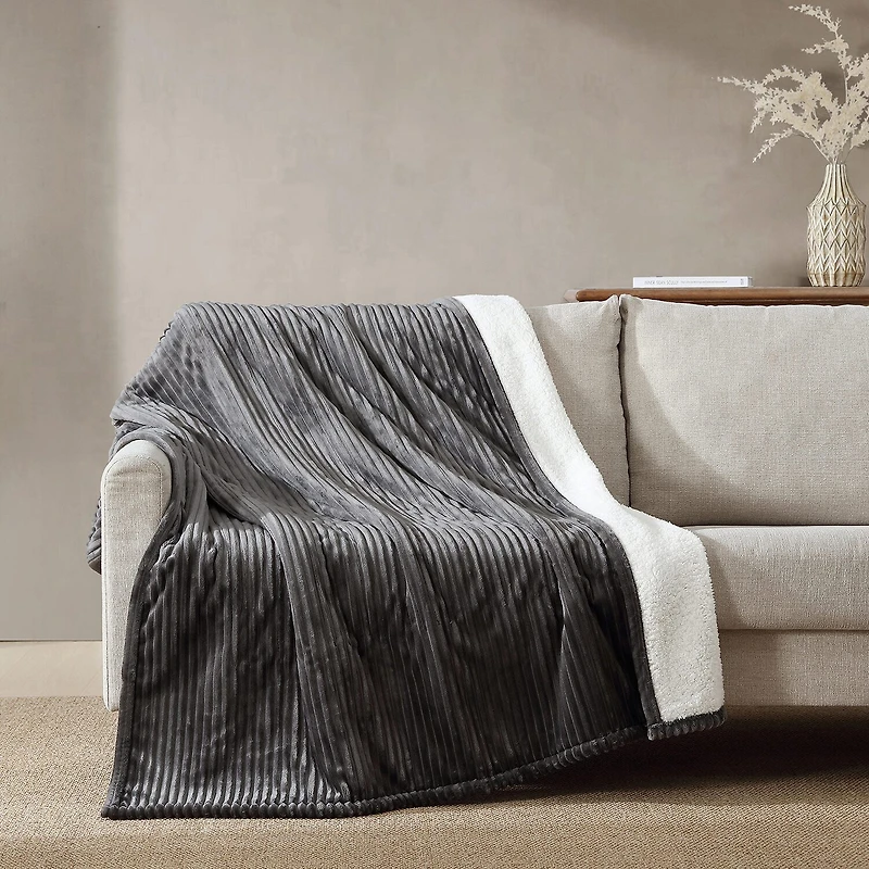 Eddie Bauer Mountain Valley Washable Throw