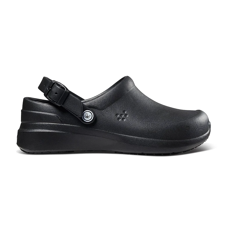 joybees® Solid Worker Womens Round Closed Toe Clogs