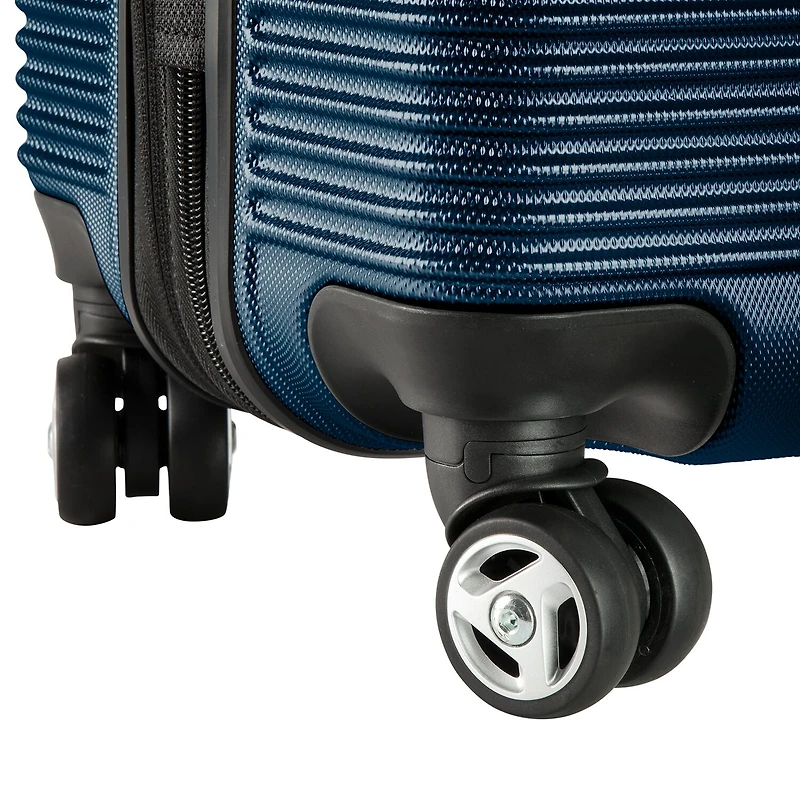 Skyway Chesapeake 3.0 20 Inch Hardside Expandable Carry-On Spinner Luggage