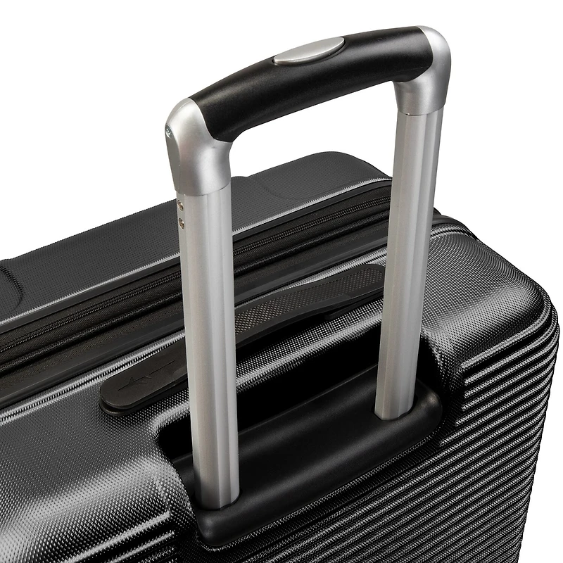 Skyway Chesapeake 3.0 28 Inch Hardside Expandable Checked Spinner Luggage
