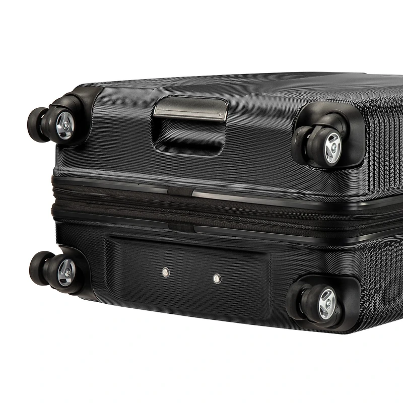 Skyway Chesapeake 3.0 28 Inch Hardside Expandable Checked Spinner Luggage