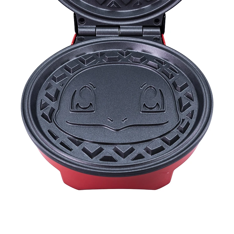 Uncanny Brands Pokémon Squirtle Waffle Maker - Make Bounty Squirtle Waffles - Kitchen Appliance