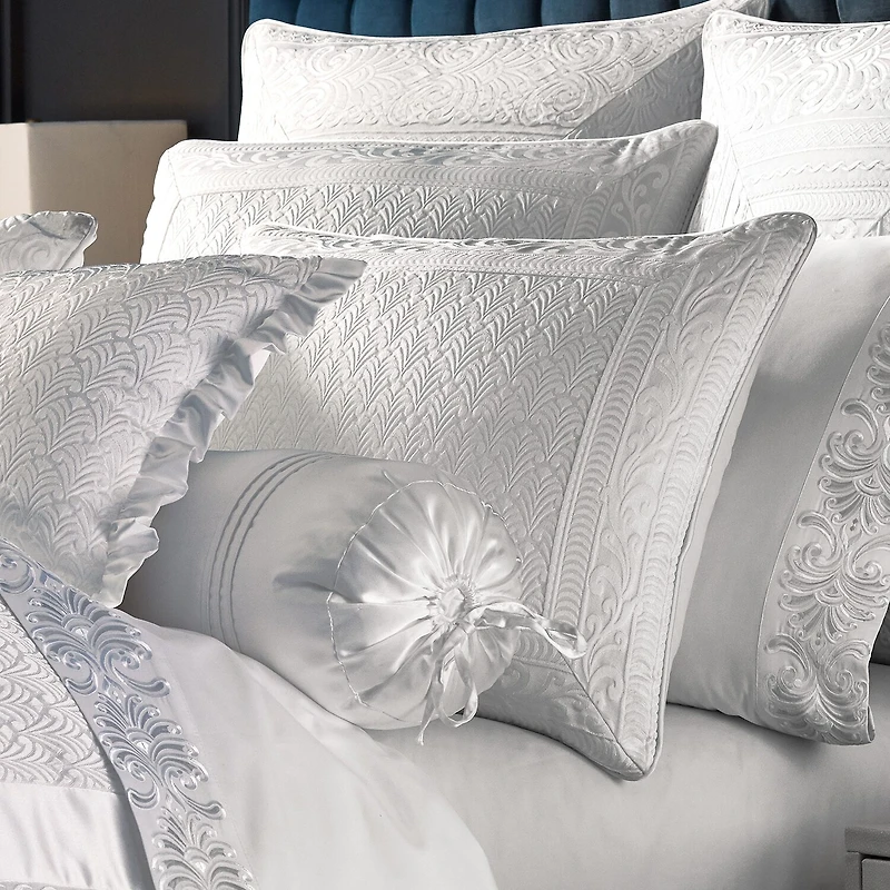 Queen Street Belize 4-pc. Jacquard Extra Weight Comforter Set