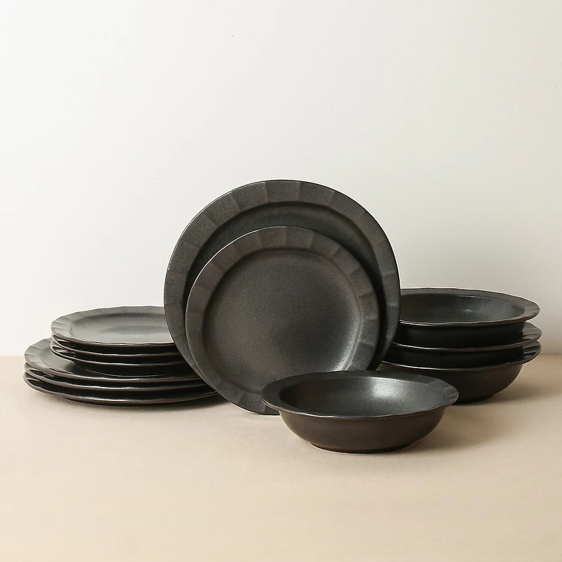 Stone + Lain Oasis 24-pc. Stoneware Dinnerware Set