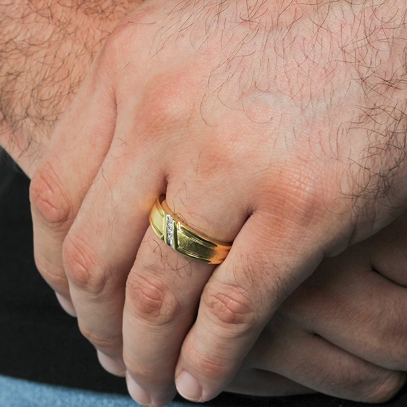 H-I / I2-I3) Mens Diamond Accent Natural White 14K Gold Over Silver Wedding Band