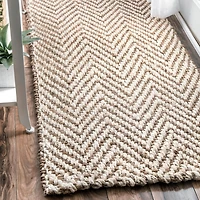 nuLoom Hand Woven Vania Chevron Jute Rug