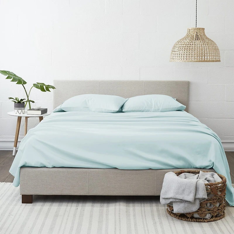 Casual Comfort™ Premium Ultra Soft Microfiber Wrinkle Free 4 Piece Sheet Set or 2 Pillowcases