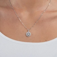 Diamond Blossom (G / Si2) Womens 1 CT. T.W. Lab Grown White Diamond 10K Gold Round 18 Inch Pendant Necklace