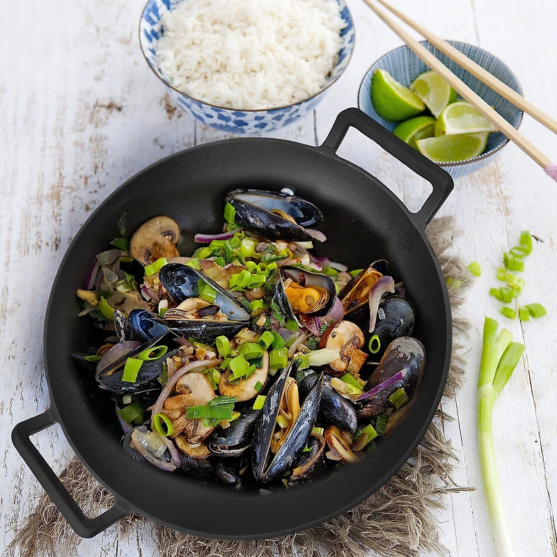  MegaChef 2-pc. Cast Iron Wok