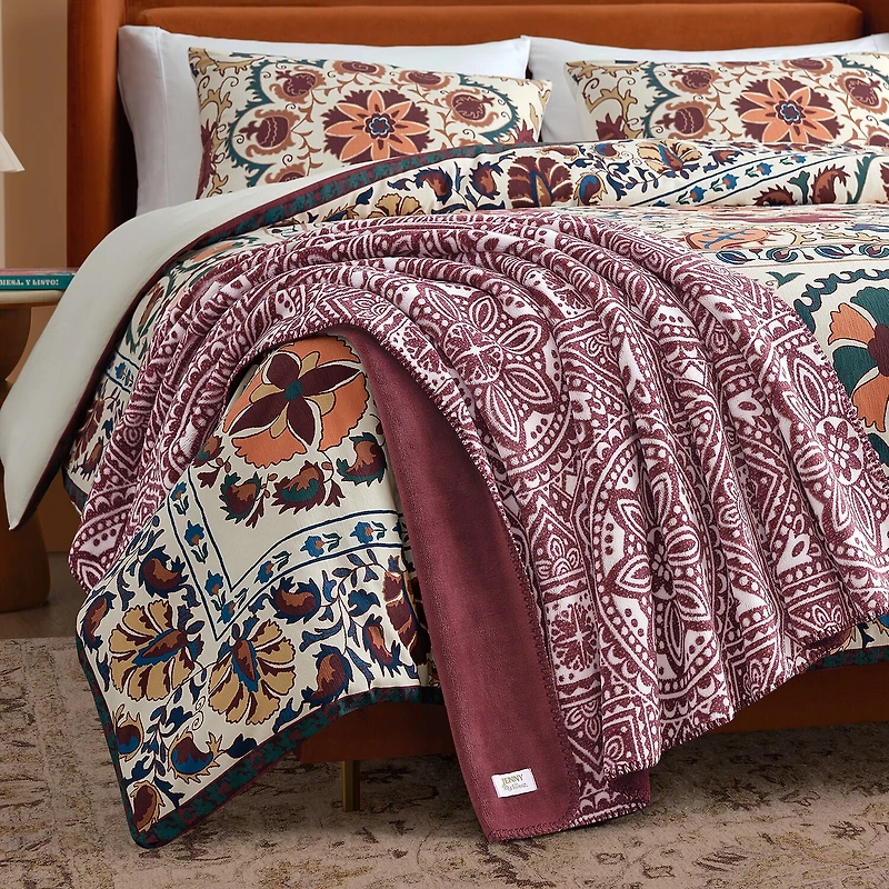 Jenny Martinez Sonora Medallion Reversible Coco Plush Throw