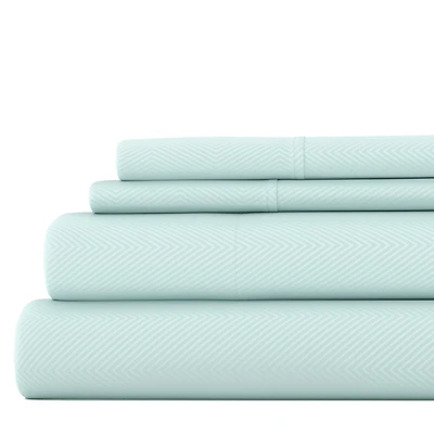 Casual Comfort™ Premium Ultra Soft Chevron Microfiber Wrinkle Free Sheet Set