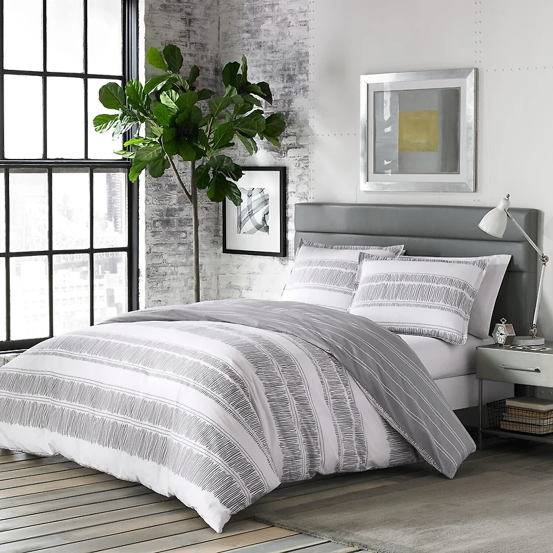 City Scene Ziggy Midweight Comforter Set