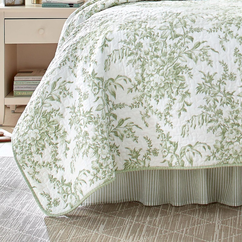 Laura Ashley Bedford Quilt Set