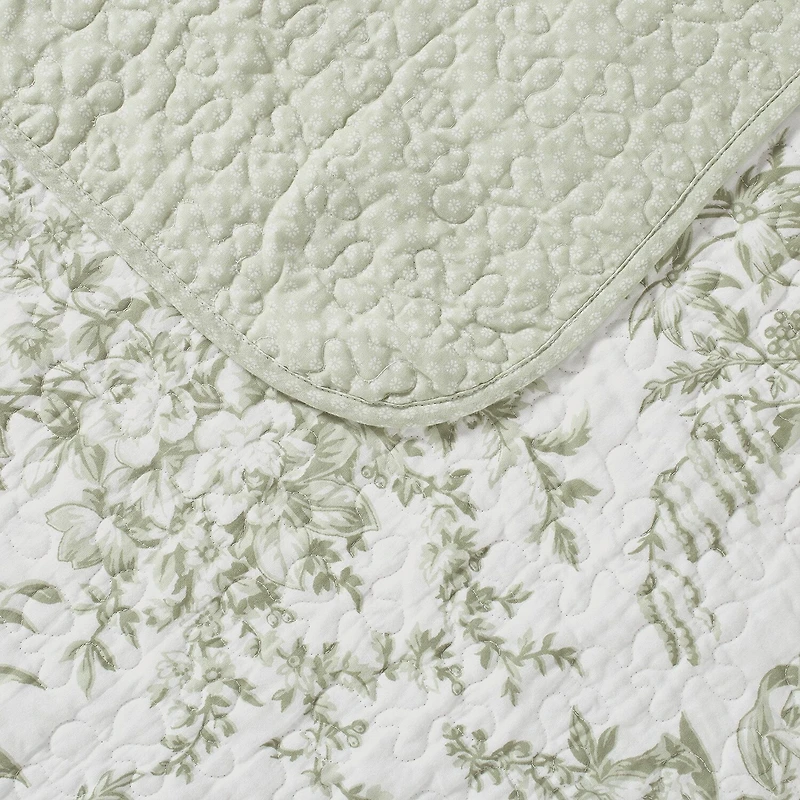 Laura Ashley Bedford Quilt Set