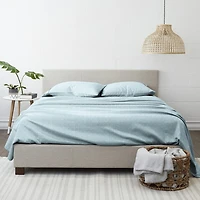 Casual Comfort™ Premium Ultra Soft Polka Dot Pattern Microfiber Wrinkle Free Sheet Set