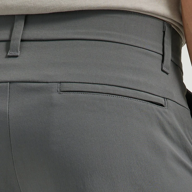 Lee Extreme Motion Mens 9" Stretch Fabric Moisture Wicking Hybrid Short