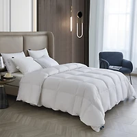 Serta® Comforters Midweight Down Hypoallergenic Comforter