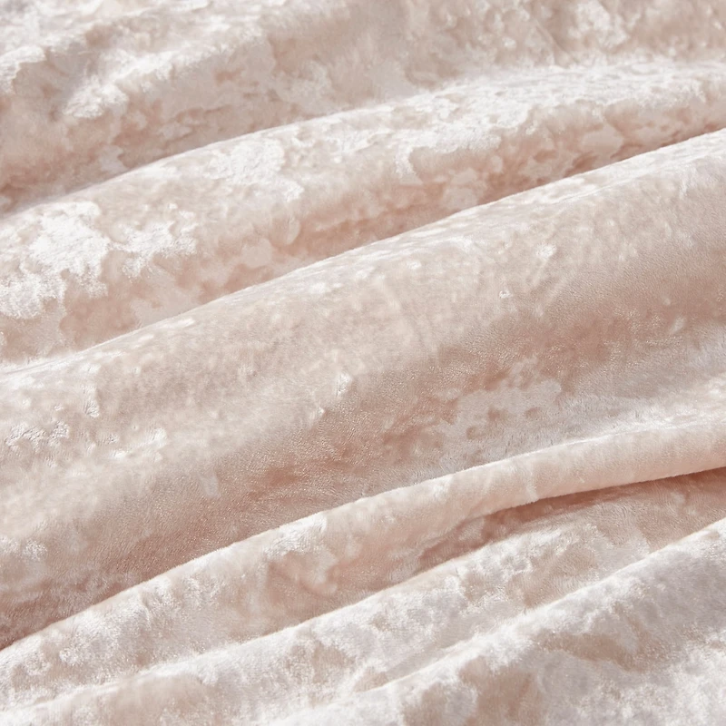 Intelligent Design Gemma Reversible Midweight Comforter Set