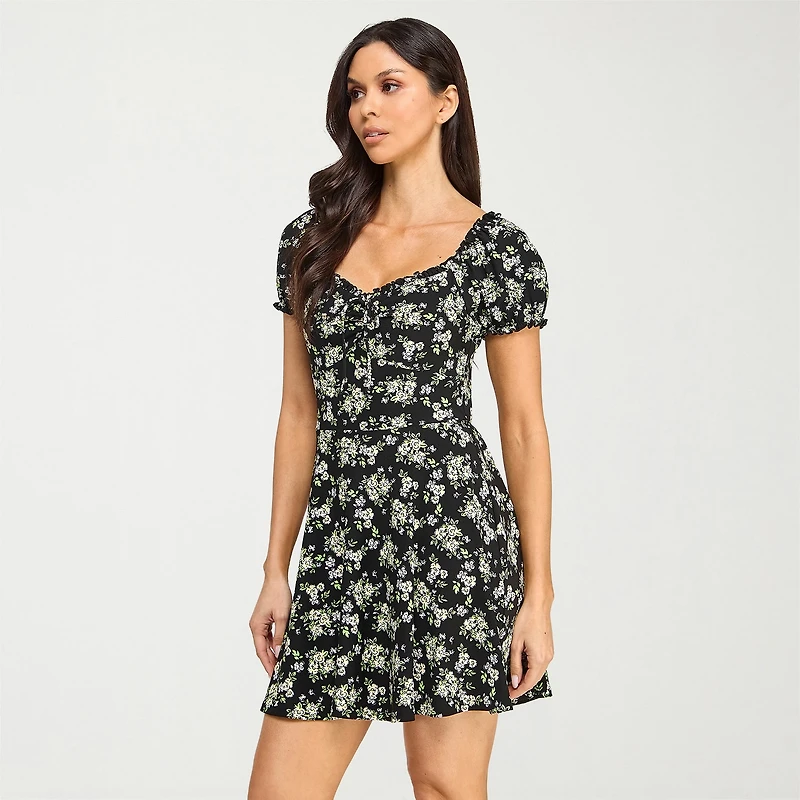 City Triangle Womens Juniors V Neck Short Sleeve Puffed Floral Fit + Flare Dress