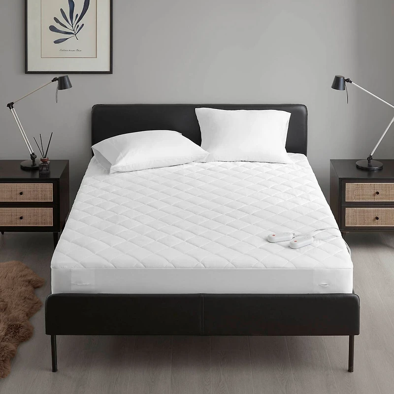 Sharper Image Embossed Microfiber Heated Mattress Pad
