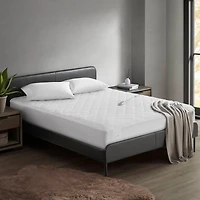 Sharper Image Embossed Microfiber Heated Mattress Pad