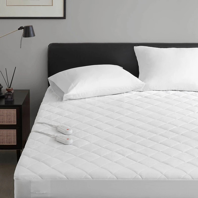 Sharper Image Embossed Microfiber Heated Mattress Pad