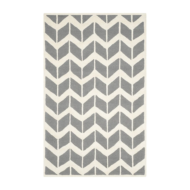 Safavieh Darius Chevron Area Rug
