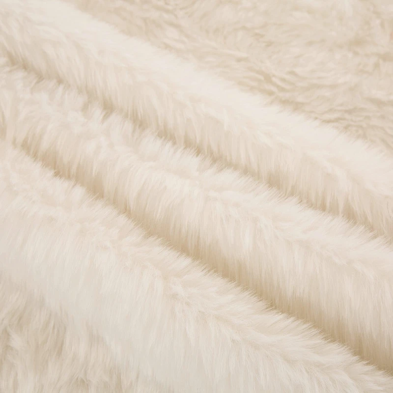 Glitzhome White Plush Indoor Tree Skirt